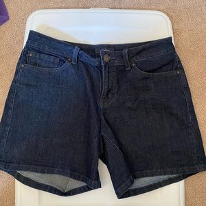 Women’s stretch Jessica Simpson low rise shorts 30